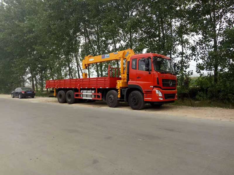 隨車吊營運證怎么辦理？