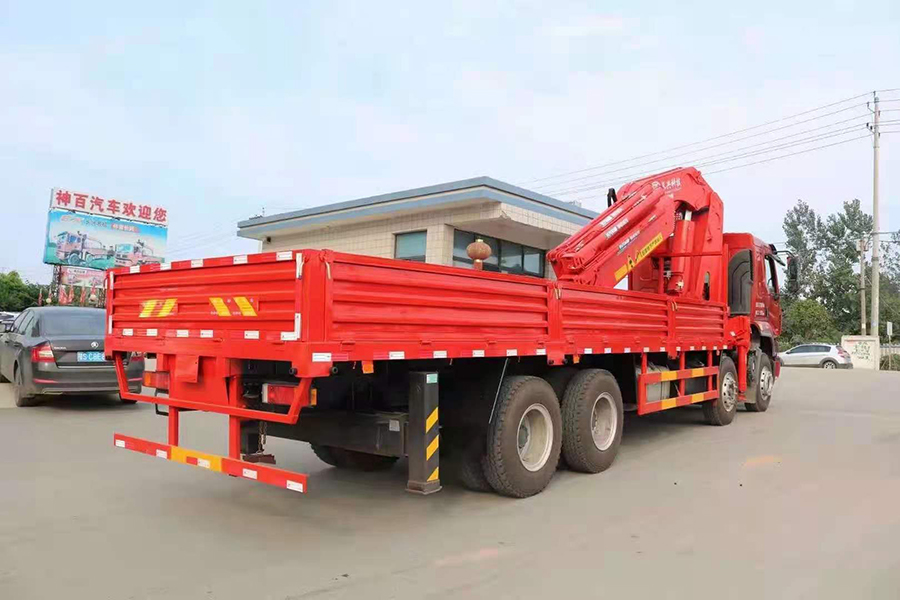 東風(fēng)國六30噸隨車吊即將發(fā)車