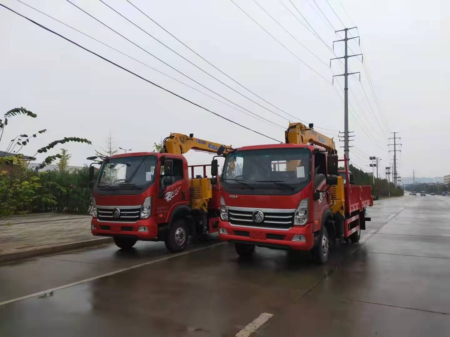 重磅！重汽3360軸距隨車吊明日起價(jià)格上調(diào)3000